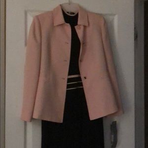 Tahari 3 Piece women’s suit
